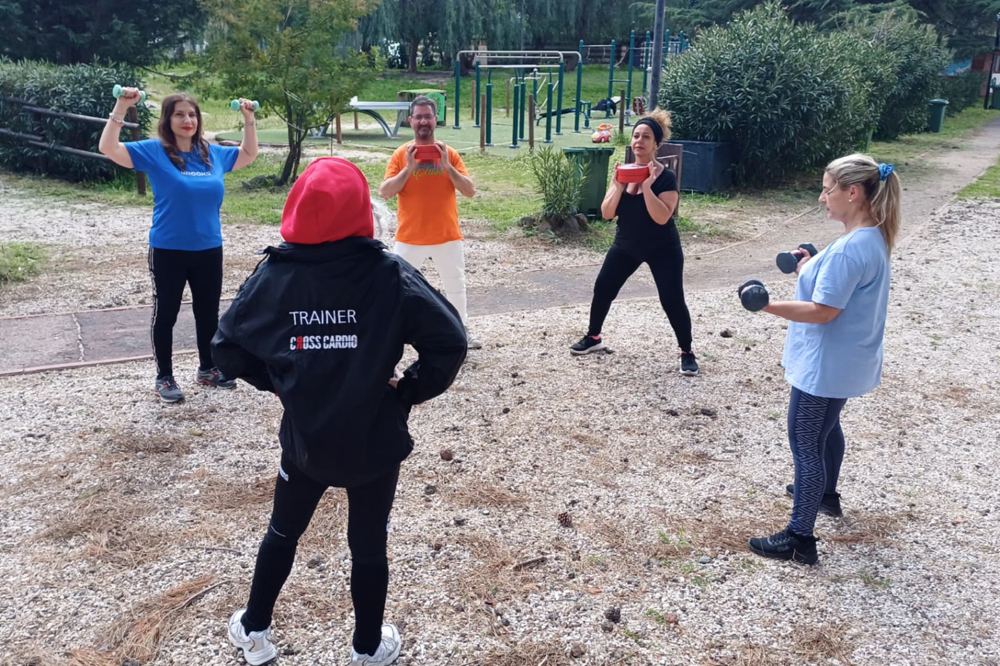 Alessandra Barone allenamento gruppo outdoor